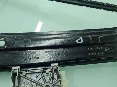 Foto 3ª: Elevalunas Eléctrico Delantero Derecho Bmw Serie 4 418 435D XDRIVE M SPORT COUPE 313CV 230KW [N57D30B] (2015)