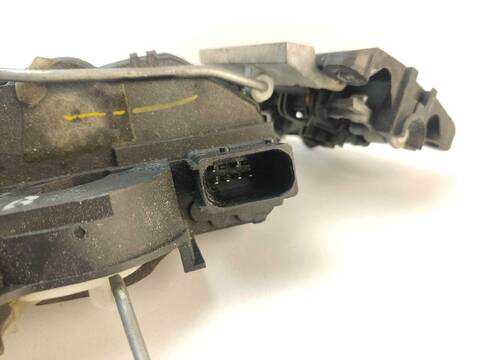 Cerradura Puerta Trasera Derecha Opel Insignia 2.0 CDTI 69)