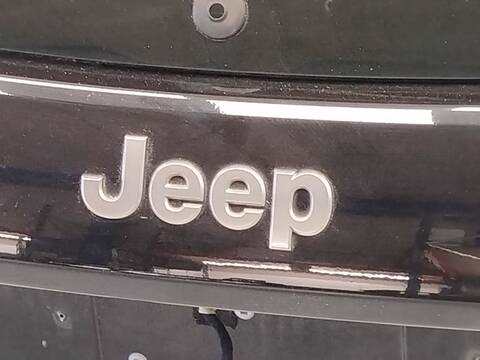 Foto 4ª: Portón Jeep Avenger 156CV 115KW [HN05] (2024)