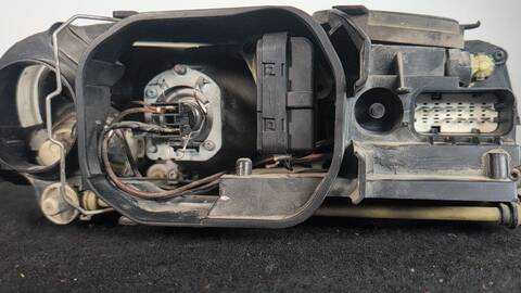 Foto 3ª: Faro Izquierdo Volkswagen Touareg TDI R5 174CV 128KW (2003)