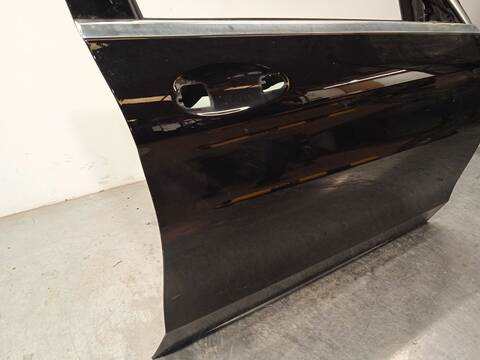 Foto 2ª: Puerta Delantera Derecha Mercedes Clase C 160 C 220 D 205.014) 194CV 143KW [654920] (2022)