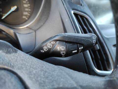 Mando Multifuncion Ford Focus M1DD BERLINA