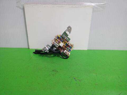 Caja Reles Fusibles Nissan Qashqai ACENTA 116CV 85KW