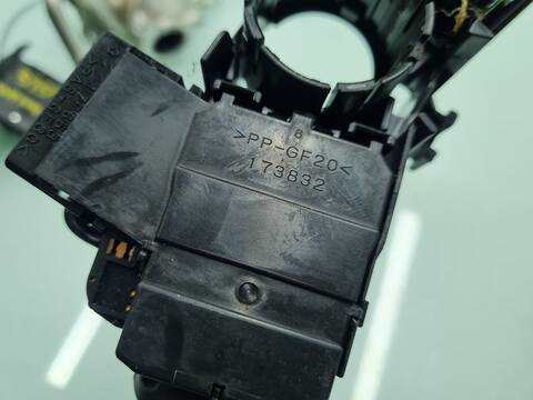 Foto 3ª: Mando Multifuncion Toyota Urban ACTIVE 90CV 66KW [1ND] (2010)