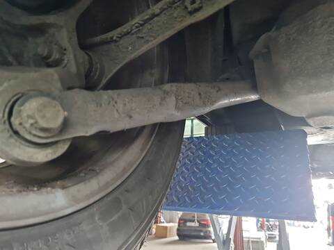Brazo Suspension Trasero Izquierdo Land Rover Range 2.0 D 4X4 150CV 110KW