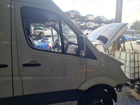 Foto 3ª: Puerta Delantera Derecha Mercedes Sprinter 210/213/216 CDI 906.611/613) 95CV 70KW CAJA CERRADA [651955] (2013)