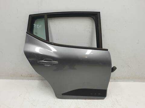 Foto 1ª: Puerta Trasera Derecha Dacia Sandero STEPWAY EXTREME GO (2022)