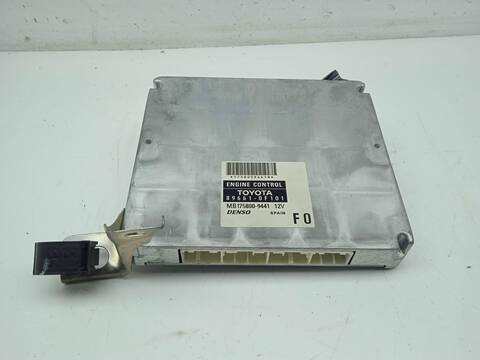 Centralita Motor ECU Toyota Corolla 2.2 TD CAT 136CV 100KW