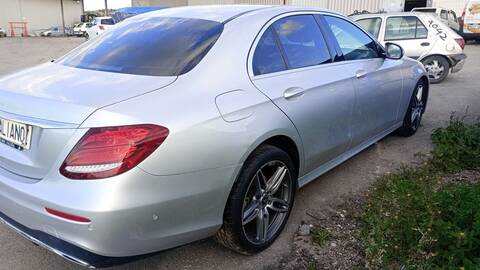 Foto 2ª: Juego LLantas Mercedes Clase E 180 E 220 D 213.004) 194CV 143KW [654920] (2018)
