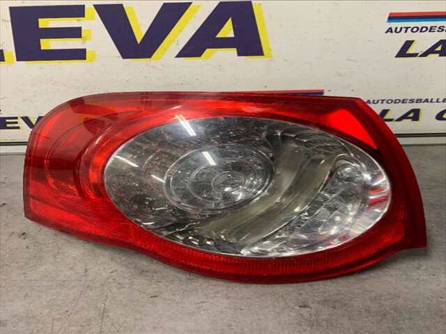 Piloto Trasero Izquierdo Volkswagen Passat 2.0 TDI 110CV BERLINA