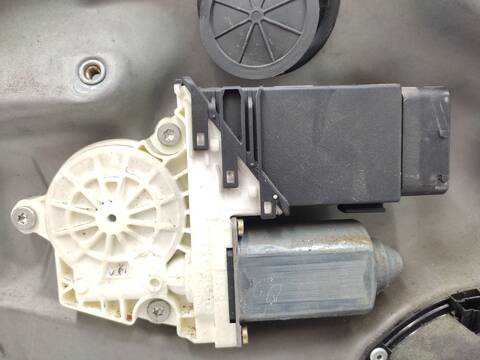 Foto 2ª: Elevalunas Eléctrico Delantero Izquierdo Volkswagen Golf 1.9 TDI 101CV 74KW [ATD] (2003)