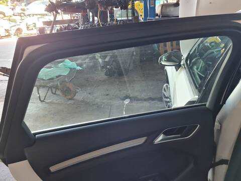 Elevalunas Manual Trasero Izquierdo Audi A3 ATTRACTION 110CV 81KW