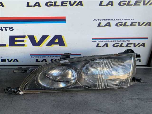Faro Izquierdo Toyota Avensis 2.0 D4D