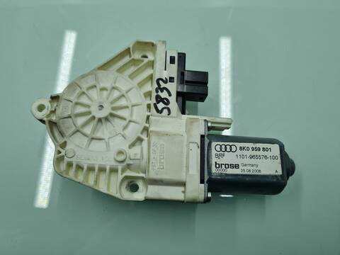 Elevalunas Eléctrico Delantero Izquierdo Audi A4 BASICO 190CV 140KW