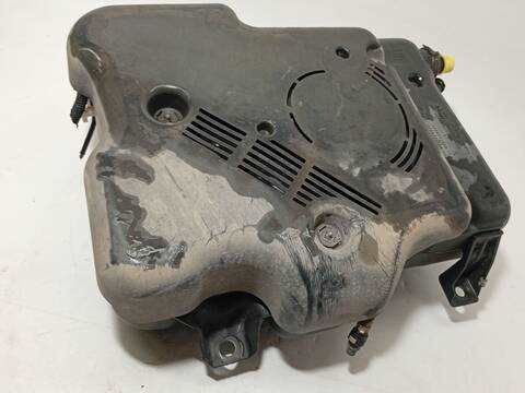 Foto 4ª: Deposito AdBlue Opel Viva 1.6 CDTI 05) 120CV 88KW FURGONETA [R9M 450] (2019)