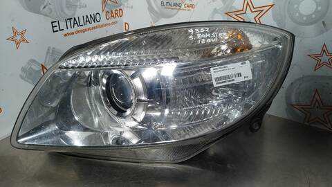 Faro Izquierdo Skoda Roomster SPORT 105CV 77KW