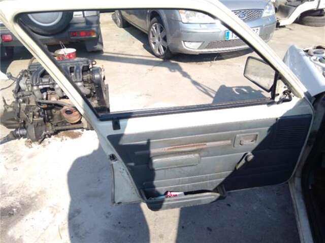 Foto 2ª: Puerta Delantera Izquierda Peugeot 205 1.7 DIESEL [161A (XUD7)]