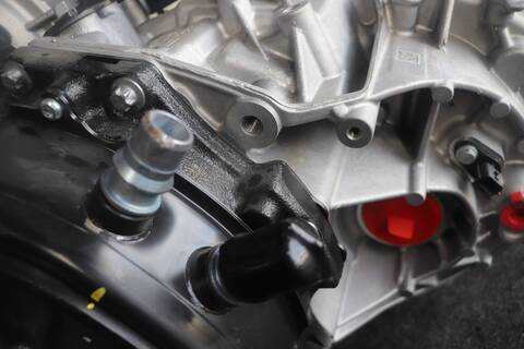 Foto 3ª: Caja Cambios Mitsubishi Colt BASIS 143CV 105KW (1950)