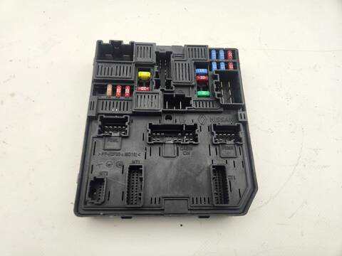 Caja Reles Fusibles Nissan Qashqai 360 110CV 81KW