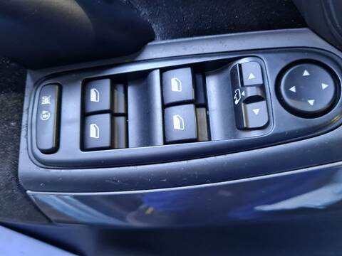 Botonera Elevalunas Citroen C4 EXCLUSIVE PICASSO 136CV 100KW