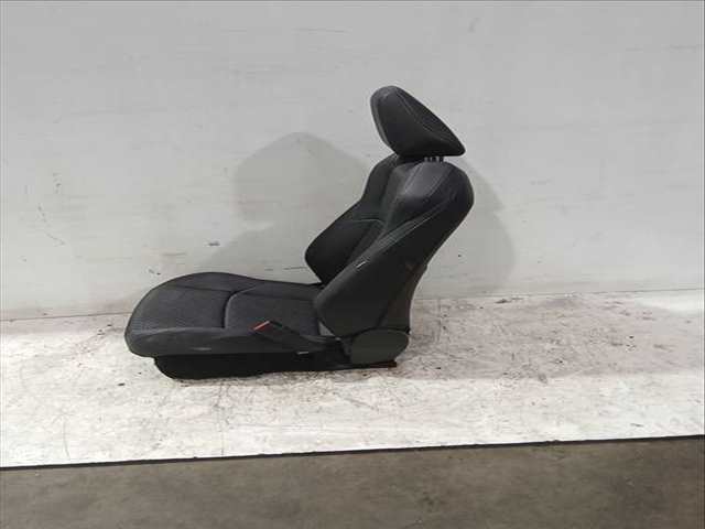 Foto 3ª: Asiento Delantero Derecho Toyota Yaris 1.5 HYBRID MXPH11) 92CV 68KW [M15A-FXE] (2020)