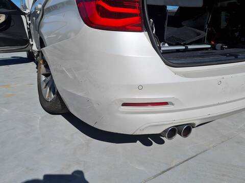 Foto 4ª: Paragolpes Trasero Bmw Serie 3 315 320D LUXURY LINE 190CV 140KW [B47D20A] (2016)