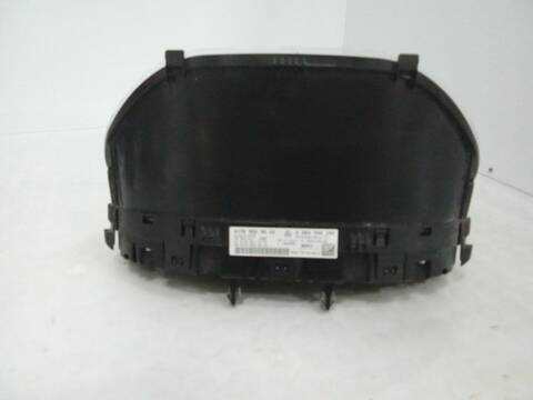 Foto 3ª: Cuadro de Instrumentos Mercedes Clase A 140 A 200 CDI - D 176.008) 136CV 100KW [OM 651.930] (2014)