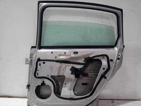 Foto 3ª: Puerta Trasera Derecha Citroen C4 COLLECTION 109CV 80KW [NFUTU5JP4] (2009)