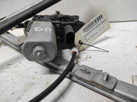 Foto 2ª: Elevalunas Eléctrico Delantero Derecho Bmw Serie 3 315 204D4 (2003)