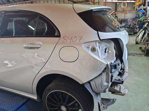 Aleta Trasera Izquierda Mercedes Clase A 140 A 200 CDI - D 176.008) 136CV 100KW