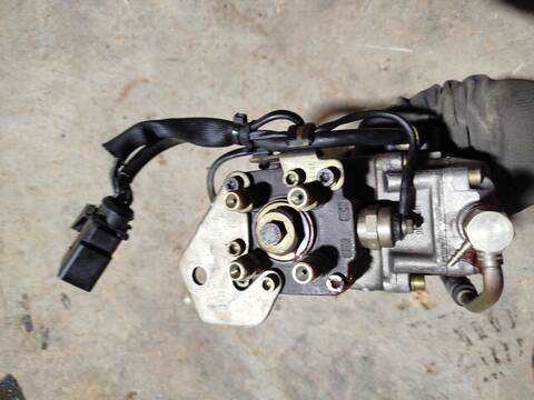 Foto 3ª: Bomba Inyeccion Volkswagen Caddy VERSION INDEFINIDA