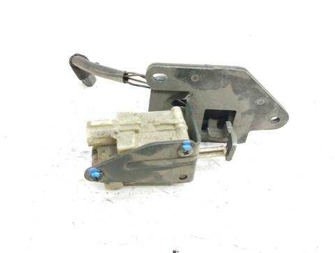 Foto 2ª: Cerradura Capot Alfa Romeo 147 1.9 JTD CAT 120CV 88KW [937A3000] (2006)