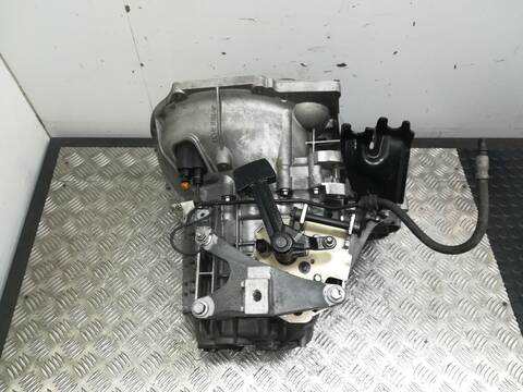 Foto 1ª: Caja Cambios Ford Focus G8DB BERLINA (2009)