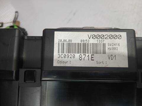 Foto 3ª: Cuadro de Instrumentos Volkswagen Passat INDIVIDUAL BERLINA 140CV 103KW (2003)