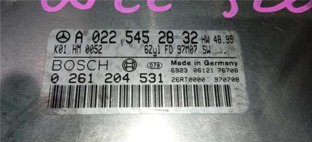Centralita Motor ECU Mercedes Clase S 220 3.2 S 320 (140.032) [3.2 LTR. - 170 KW 24V CAT]