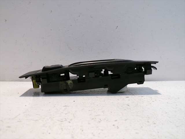 Foto 2ª: Botonera Elevalunas Toyota Corolla 2.2 D 2004-2009 (2007)