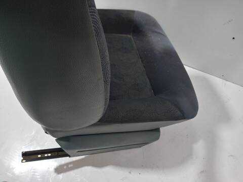 Foto 2ª: Asiento Delantero Derecho Renault Megane 1.6E ALIZE HATCHBACK BERLINA 90CV 66KW I BERLINA HATCHBACK BA0) [K7M702] (1999)