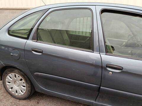 Puerta Trasera Derecha Citroen Xsara RHY PICASSO