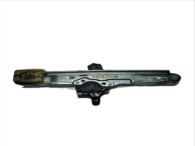 Foto 3ª: Elevalunas Manual Trasero Izquierdo Ford Focus 1.0 ECOBOOST CAT 125CV [M1DA] (2010)
