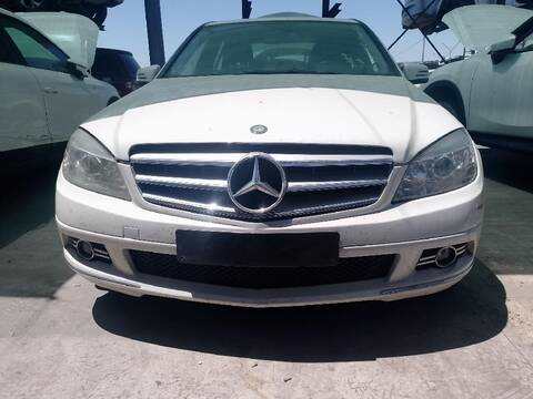 Foto 2ª: Paragolpes Delantero Mercedes Clase C 160 C 200 CDI 204.001) (2007)