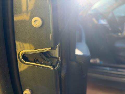 Cerradura Puerta Delantera Izquierda Bmw Serie 5 518 BERLINA