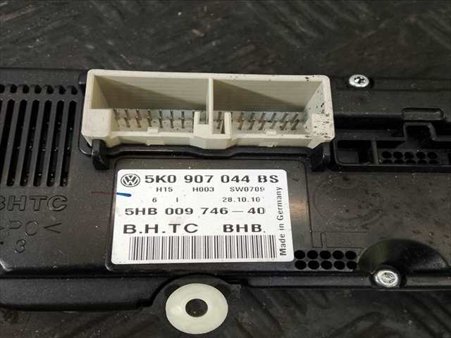 Foto 3ª: Mando Calefacción A. A. Volkswagen Golf 2.0 TDI 150CV (2010)