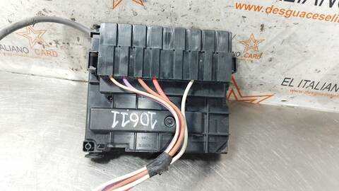 Foto 4ª: Caja Reles Fusibles Citroen C4 LX PLUS PICASSO 109CV 80KW [9HZ] (2010)