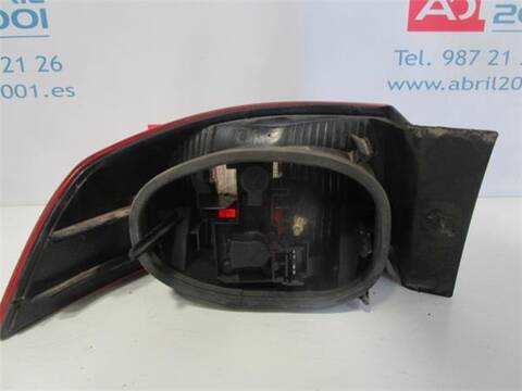 Foto 2ª: Piloto Trasero Derecho Renault Laguna 1.9 DCI BG0G) 120CV 88KW [D/ F9Q C7] (2001)