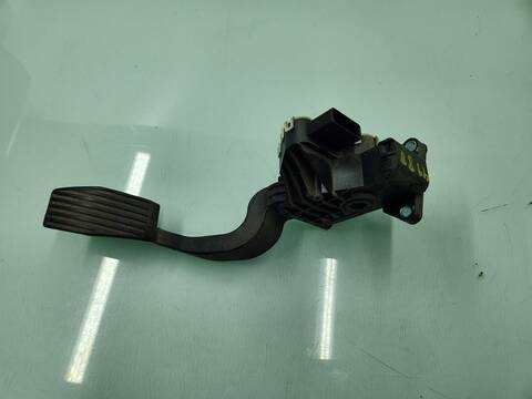 Foto 1ª: Pedal Acelerador Fiat 500 BASIC 84CV 62KW [199B4000] (2014)