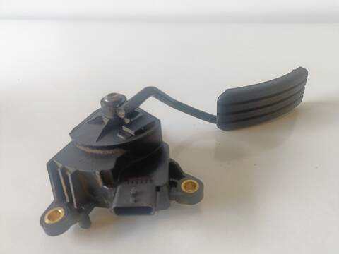 Foto 2ª: Pedal Acelerador Renault Megane BERLINA 1.6 16V 113CV (2002)
