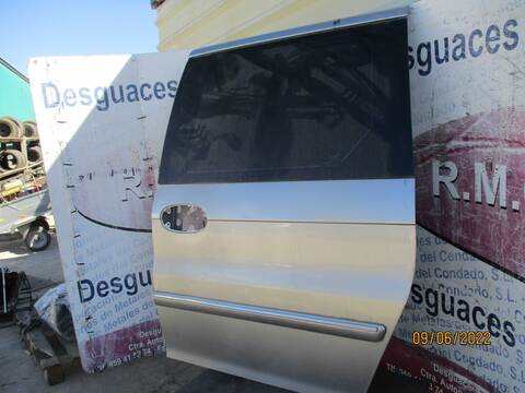 Foto 2ª: Puerta Lateral Corredera Izquierda Kia Carnival 2.9 CDRI EX 144CV 106KW [J3] (2006)