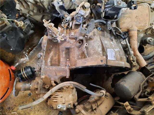 Caja Cambios Nissan X-Trail 2.2 DI 4X4 (T30)(06.2001-_)