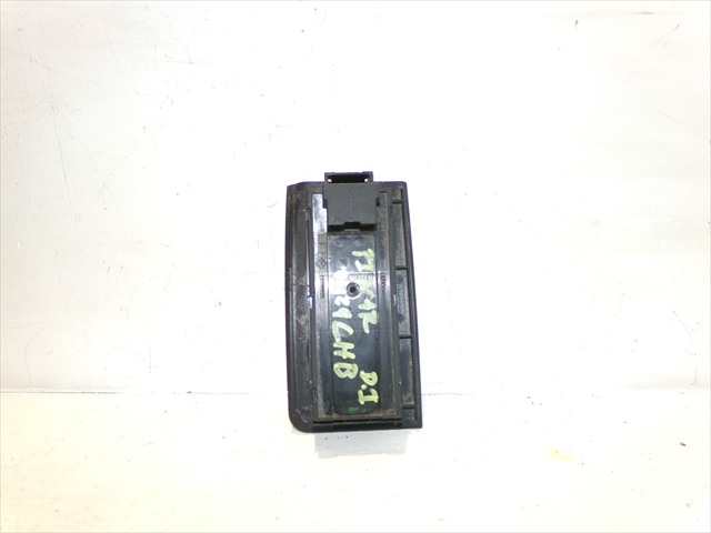 Foto 2ª: Botonera Elevalunas Audi A6 2.5 TDI 1997-2004 [AKE] (2003)