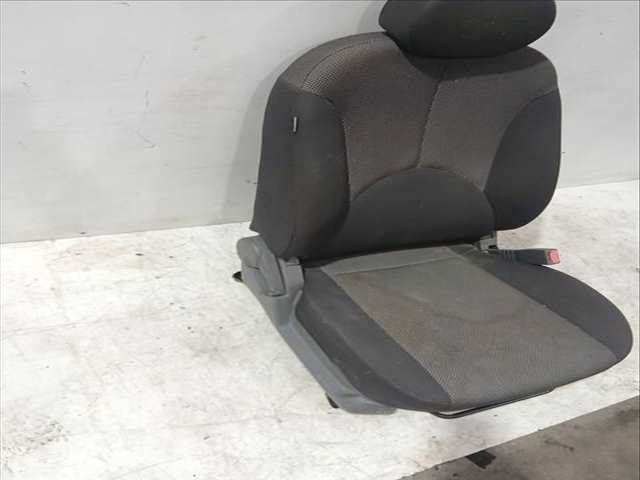 Foto 3ª: Asiento Delantero Derecho Kia Rio 1.5 CRDI 110CV 81KW [D4FA] (2006)